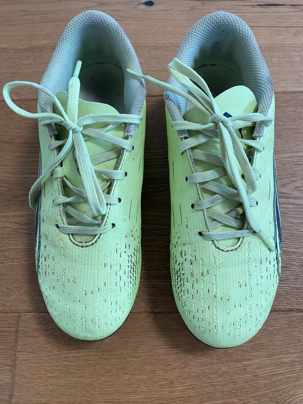 Puma Schuhe für Jungen: Fussballschuhe, Puma, Gr. 33 – Gebraucht aus Oberkirch LU von HubRen