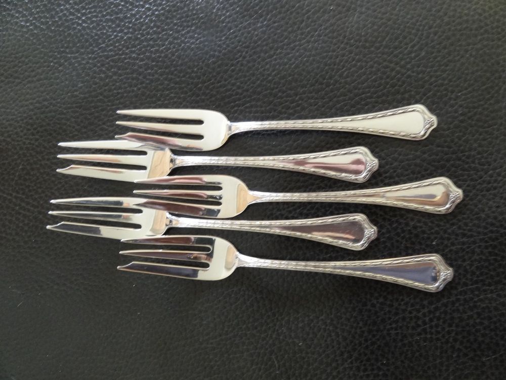 Lot De 4 Fourchettes à Gâteaux Dorées + Pelle à Gâteau – Manche Argent 800 – Occasion