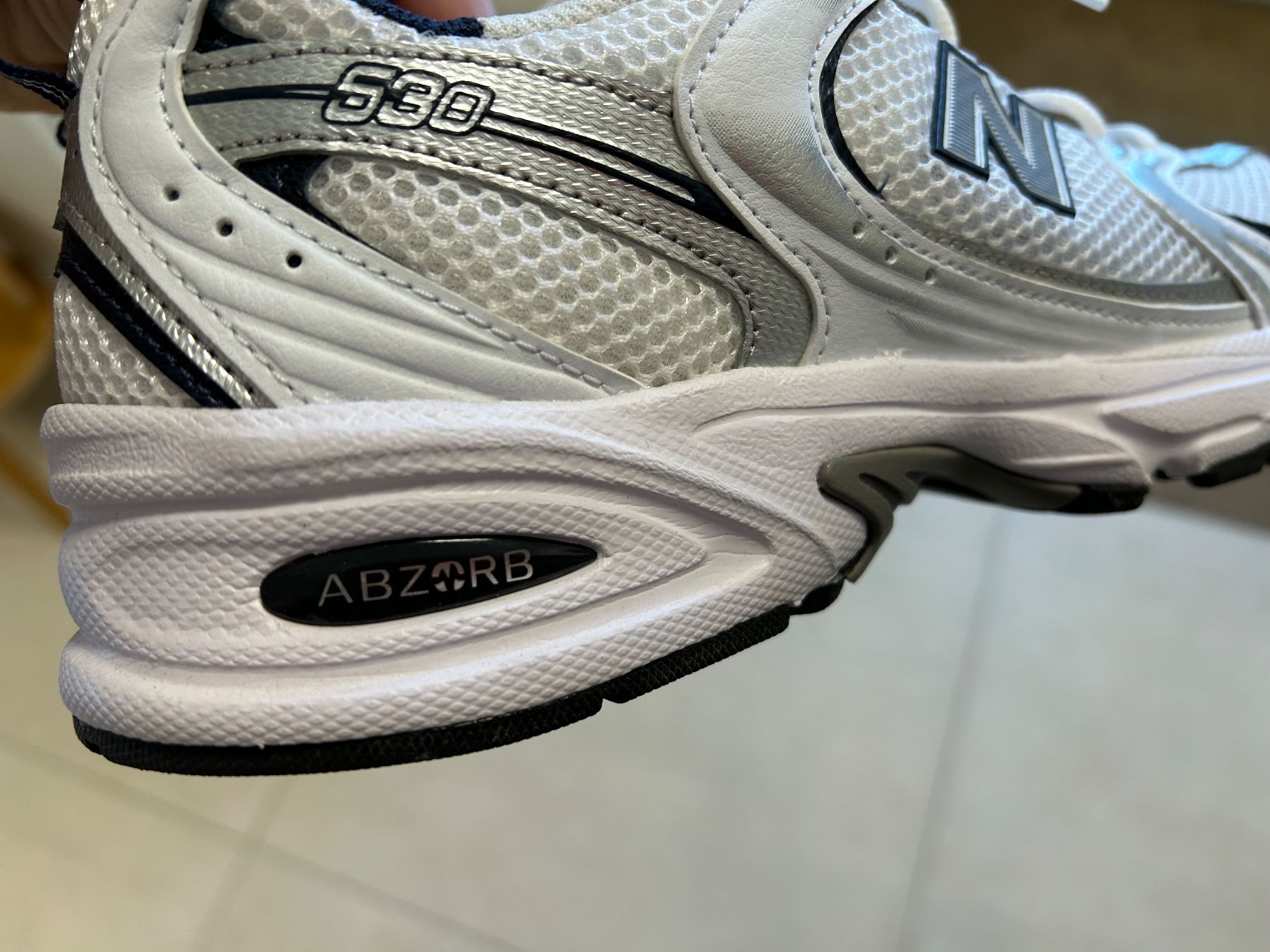 New Balance Scarpe da uomo: Schuhe New Balance 530 – Usato da Rothrist venduto da lieblingsblume20 2