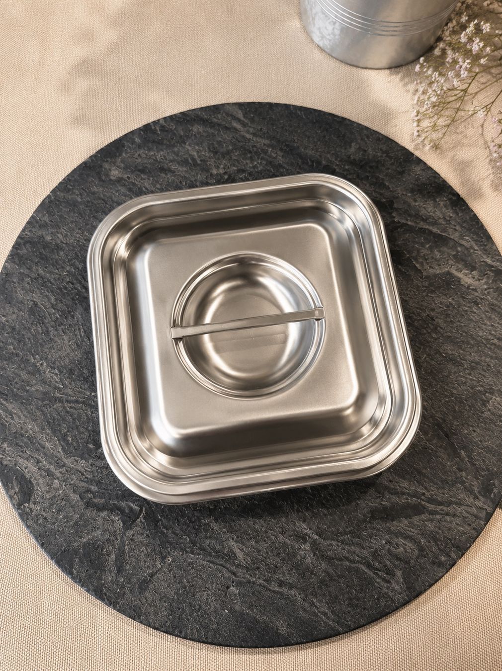 Cucine complete: Edelstahlbehälter mit Deckel – Usato da Pragg-Jenaz venduto da sommerfeld1312 1