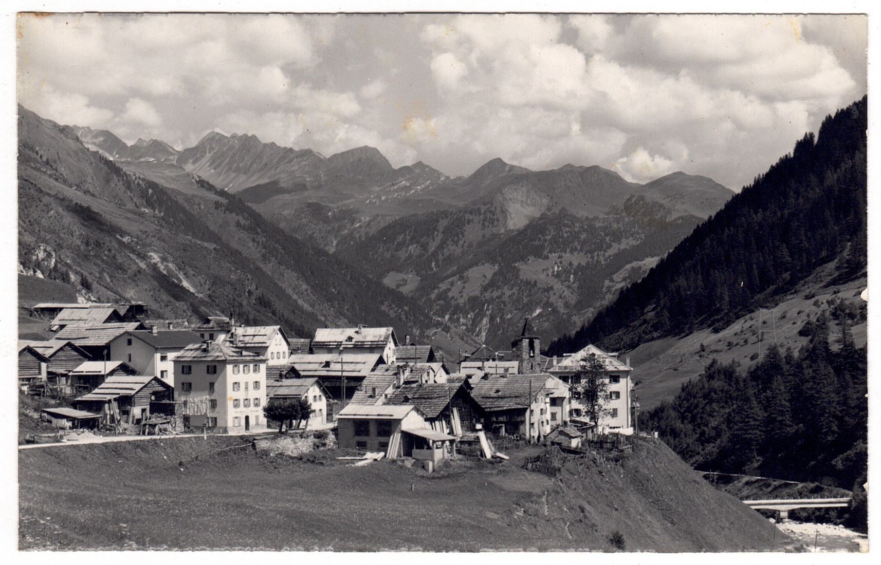 Ansichtskarten: Villa Bedretto – Gebraucht aus La Tour-de-Peilz von amjust