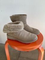 Fitflop Wildleder Boots Lammfell hell-taupe UK 6.5 passt 40