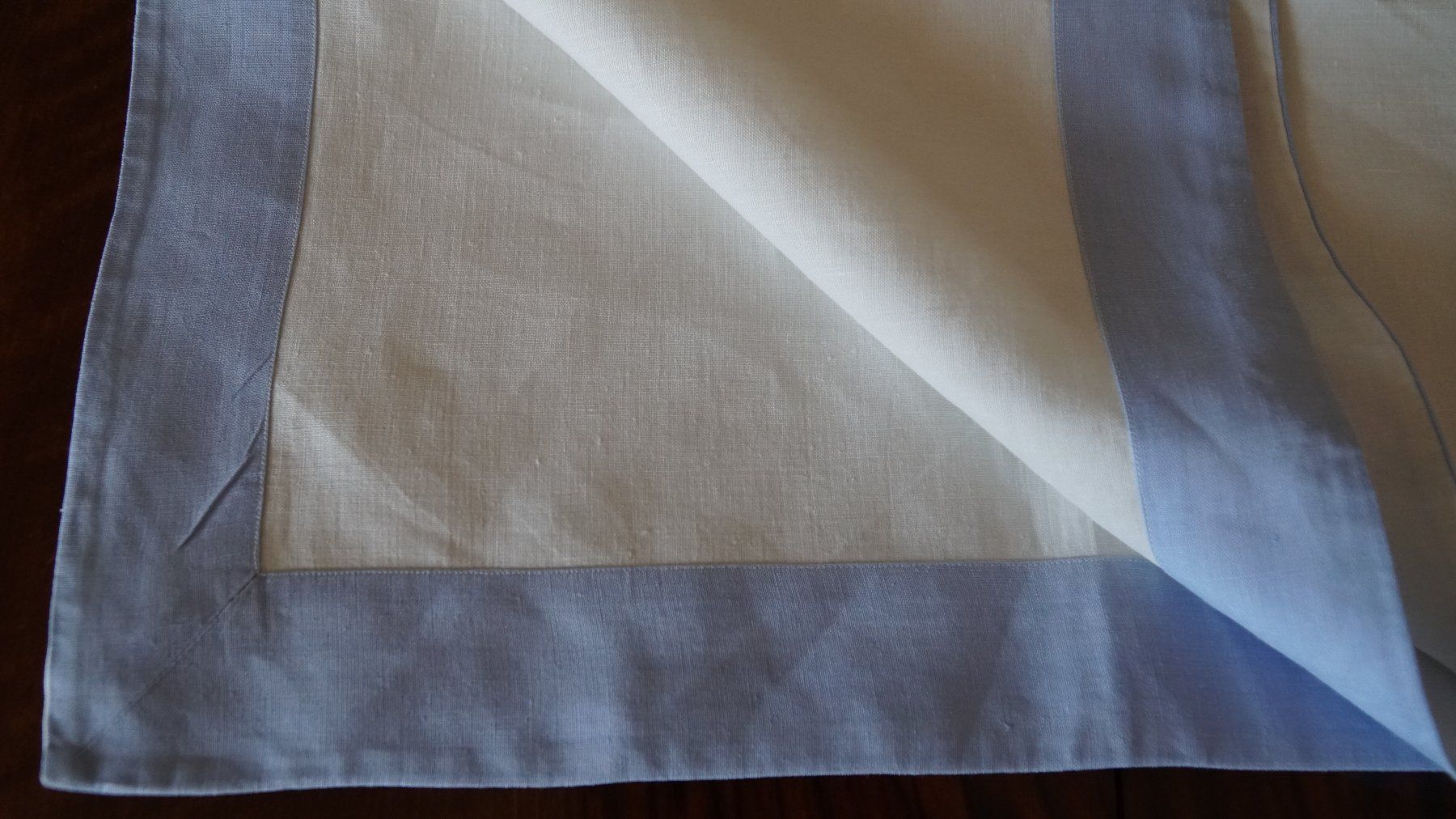 Altra biancheria da tavola: Tischdecke Leinen 84x84cm – Usato da Bern venduto da Antikbatik 7