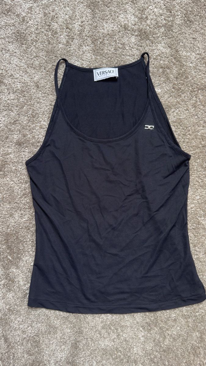 Versace Top: Versace Intensive Vintage 90s Mesh Top Noir taille S – Nuovo (secondo la descrizione) da Vuippens venduto da Anna_as