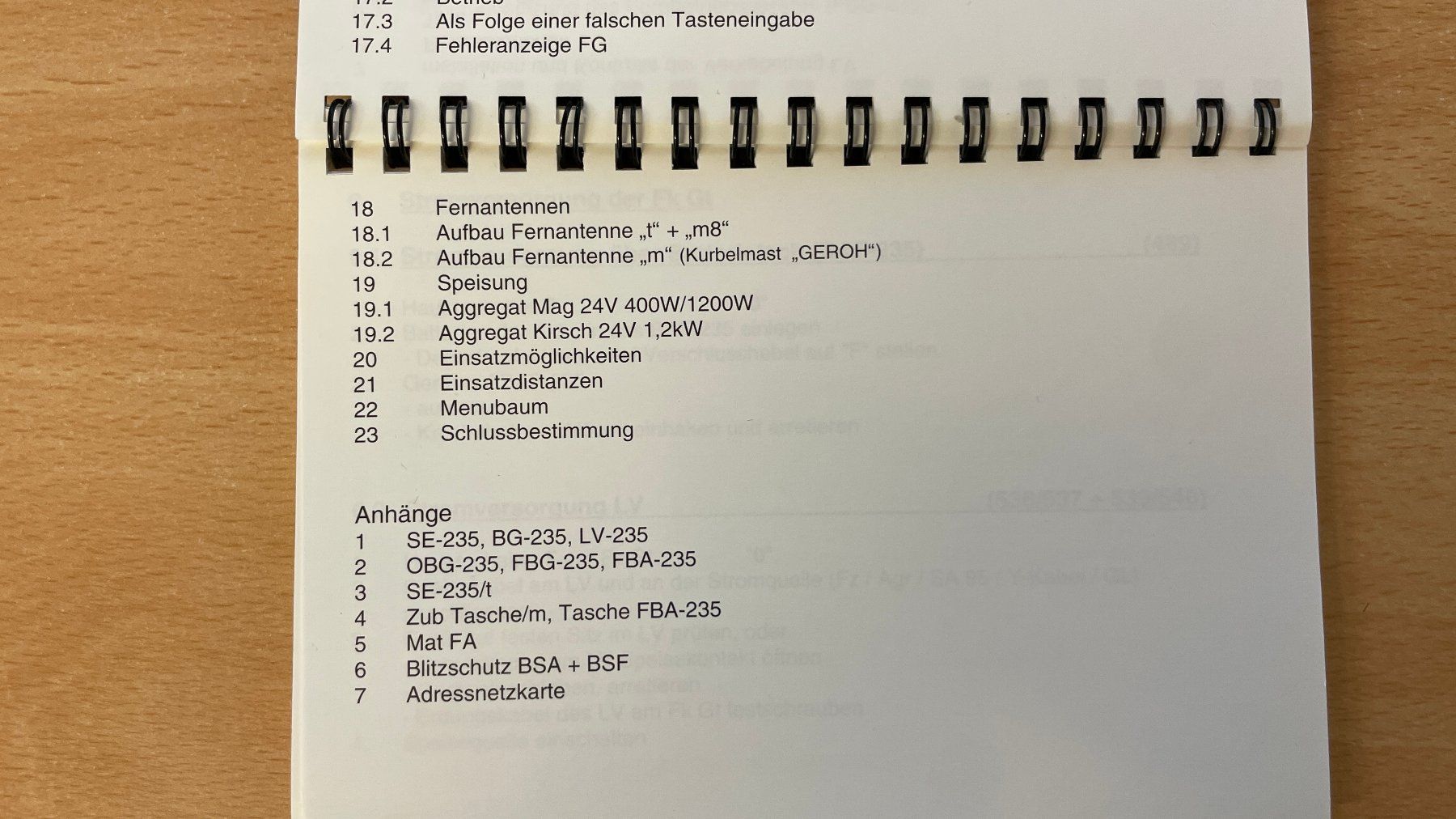Libri: Schweizer Armee Checkliste Funksystem SE-235 – Usato da Glattfelden venduto da cybermaxx 4