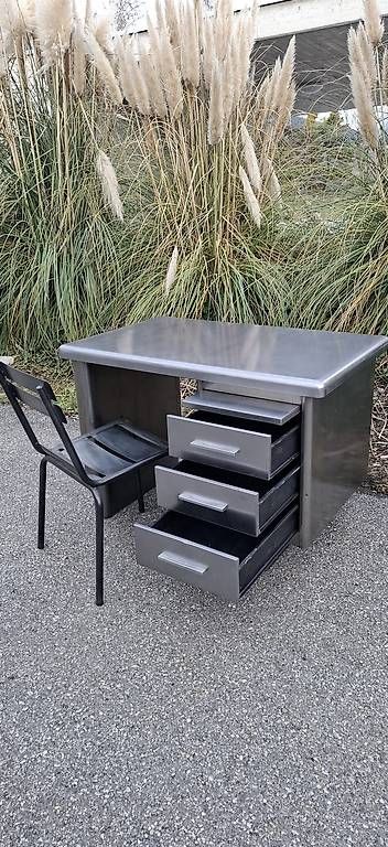 Scrivanie: Bureau en métal année 50/60 type strafor  – Usato da Ardon venduto da Virgil7 2