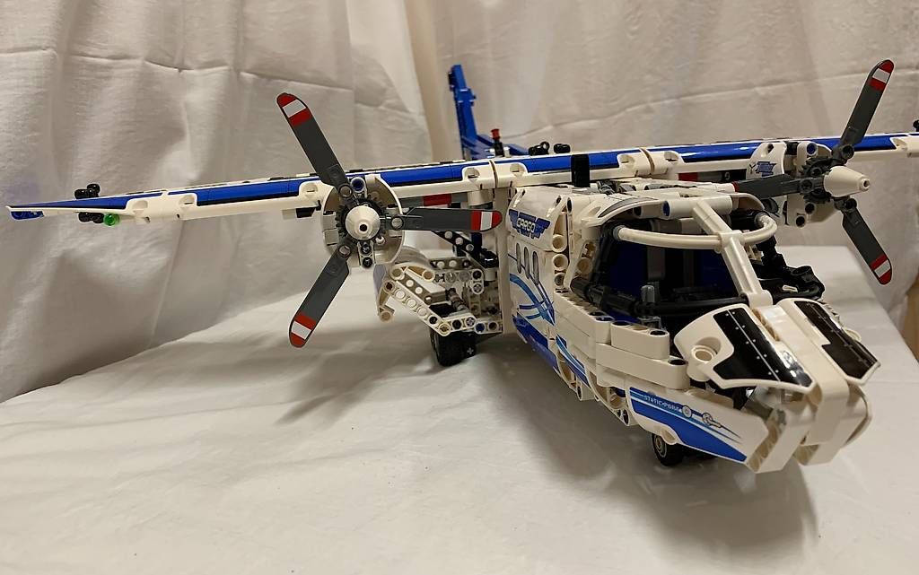 Lego Jeux de construction: Lego Technic Frachtflugzeug – D'occasion à Meikirch par meineangebote 4