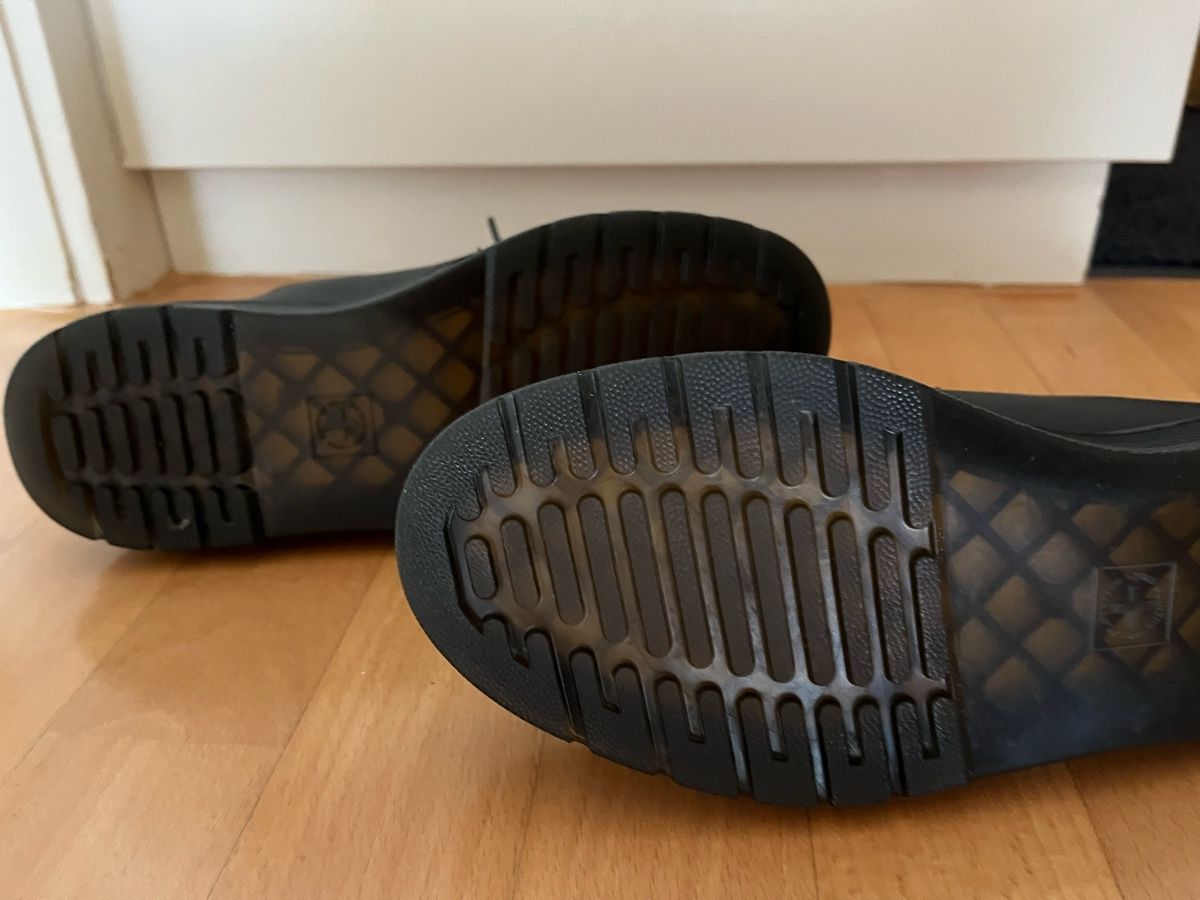 Dr. Martens Scarpe da uomo: Dr. Martens Brookline Lo – Nuovo (secondo la descrizione) da Schaffhausen venduto da Quadrophenia27 2