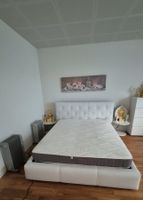 Bett mit 2 Lattenroste und Matratze weiss 160x200cm