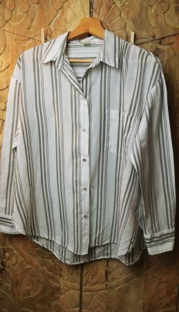Hemd / Bluse / gestreift - 36
