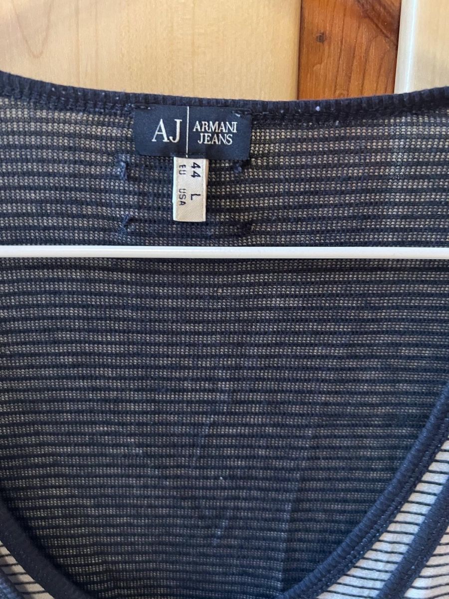 Top: Schönes Oberteil von Armani Jeans – Usato da Dübendorf venduto da suv_7dsx 1