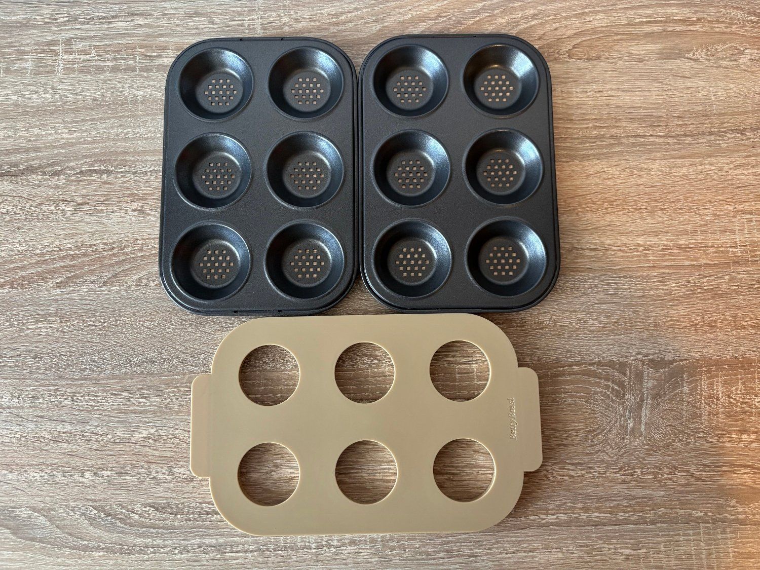 Betty Bossi Teglie da forno: Mini-Brötchen Backset Betty Bossi – Nuovo (secondo la descrizione) da Pfäffikon SZ venduto da Desideria0
