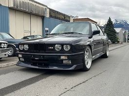BMW M3 Cecotto E30, Coupé, Violett BJ: 1994