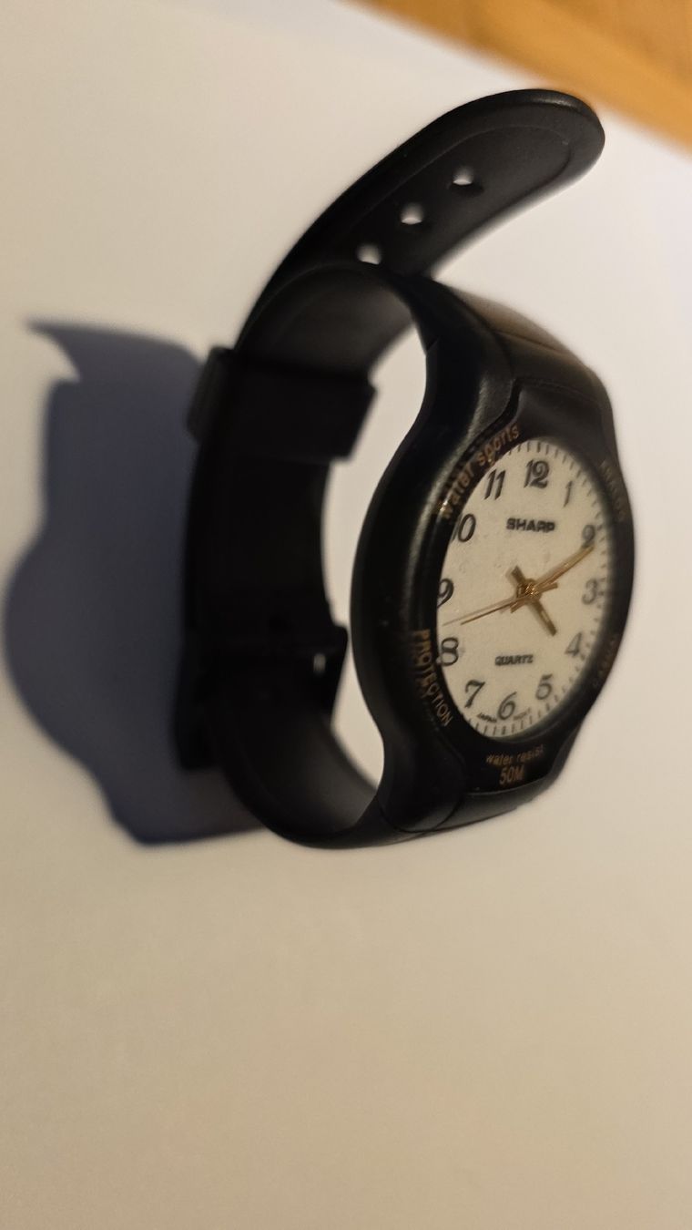 Sharp Uhren: Sharp Analog Quartz Uhr gebraucht – Gebraucht aus Horw von Zedy01 6