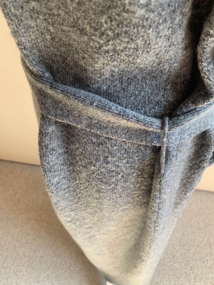 Vila Gilet & Giacche senza maniche: Strickgilet mit Bindegürtel von VILA Grau XXL – Usato da Ellikon an der Thur venduto da Bali1999 5