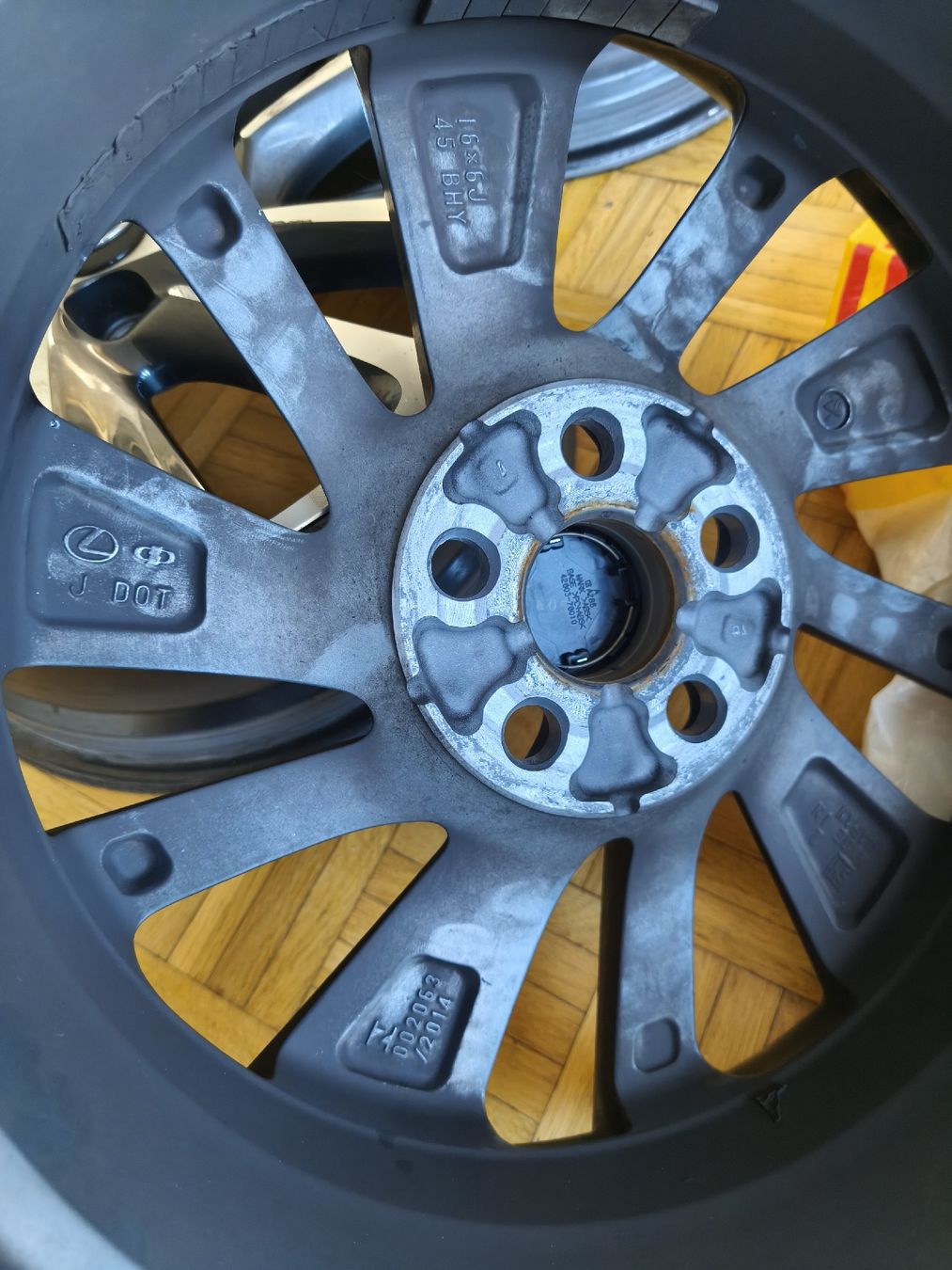Lexus Cerchioni: Lexus Felgen, 16x6J – Usato da Pratteln venduto da edm_h7pw 1
