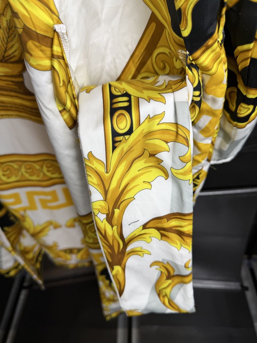 Versace Bademäntel: Versace Bademantel Gold Weiss – Neu (gemäss Beschreibung) aus Haag (Rheintal) von BNMC.store 2