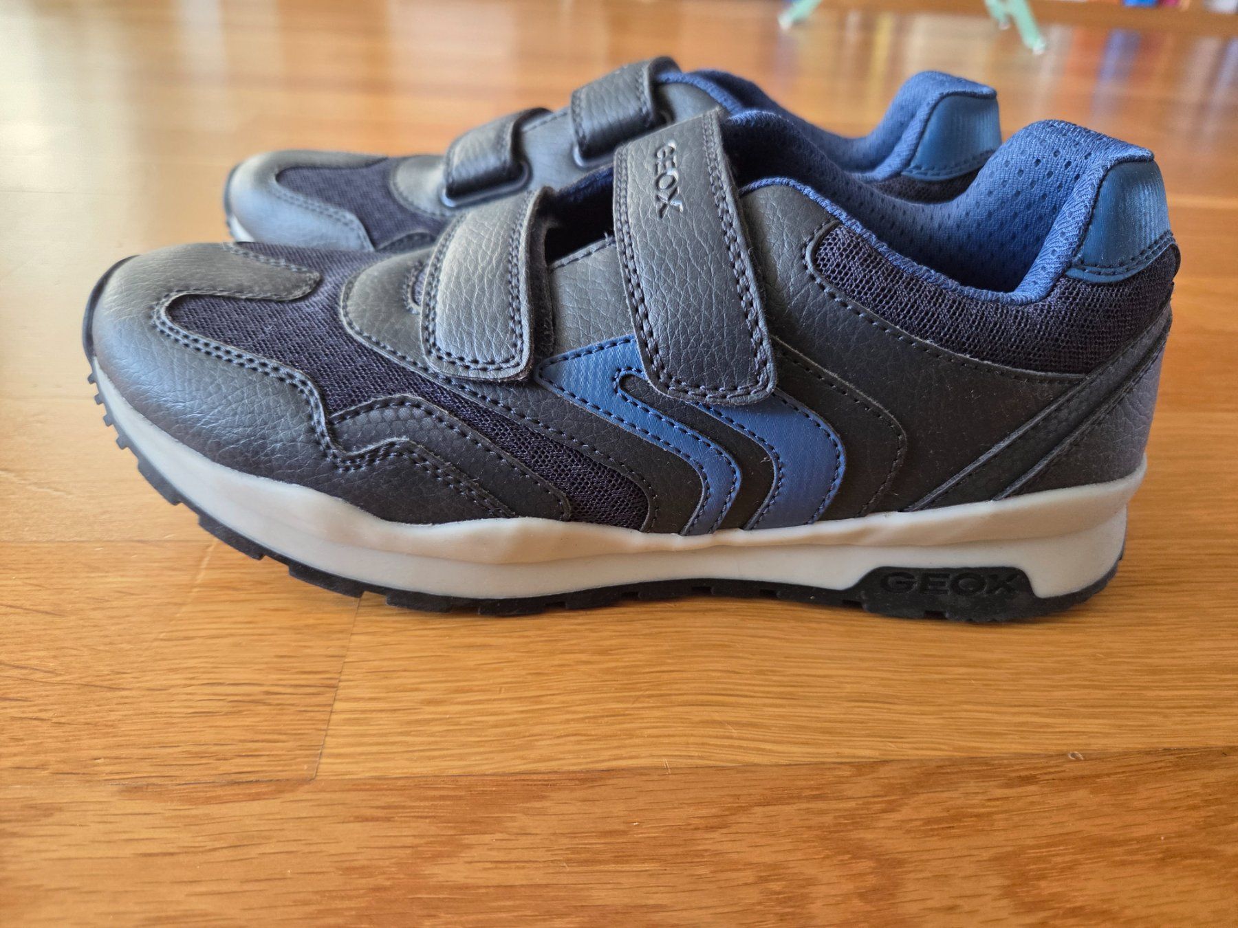 Geox Scarpe per ragazzi: Geox Kinder Schuhe Neu Gr 38 – Nuovo (secondo la descrizione) da Port venduto da Darialina 3