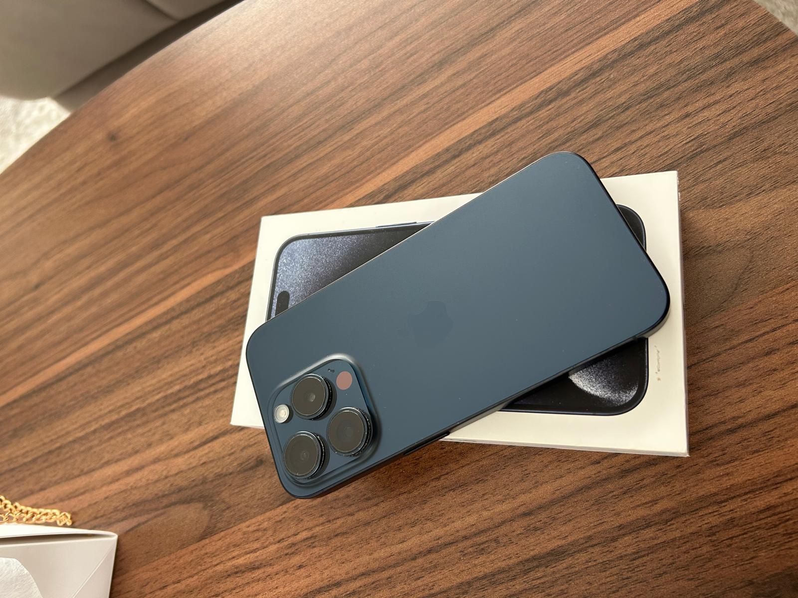 Apple Telefoni cellulari / Smartphones: Iphone 15 Pro 256GB – Usato da Jona venduto da x.r 2