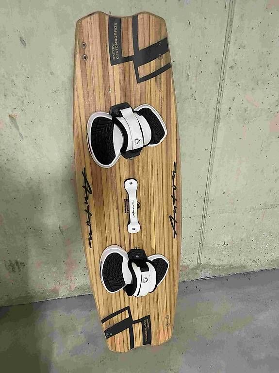Aquilone: KiteSet und KiteBoard – Usato da Stans venduto da hansmatt