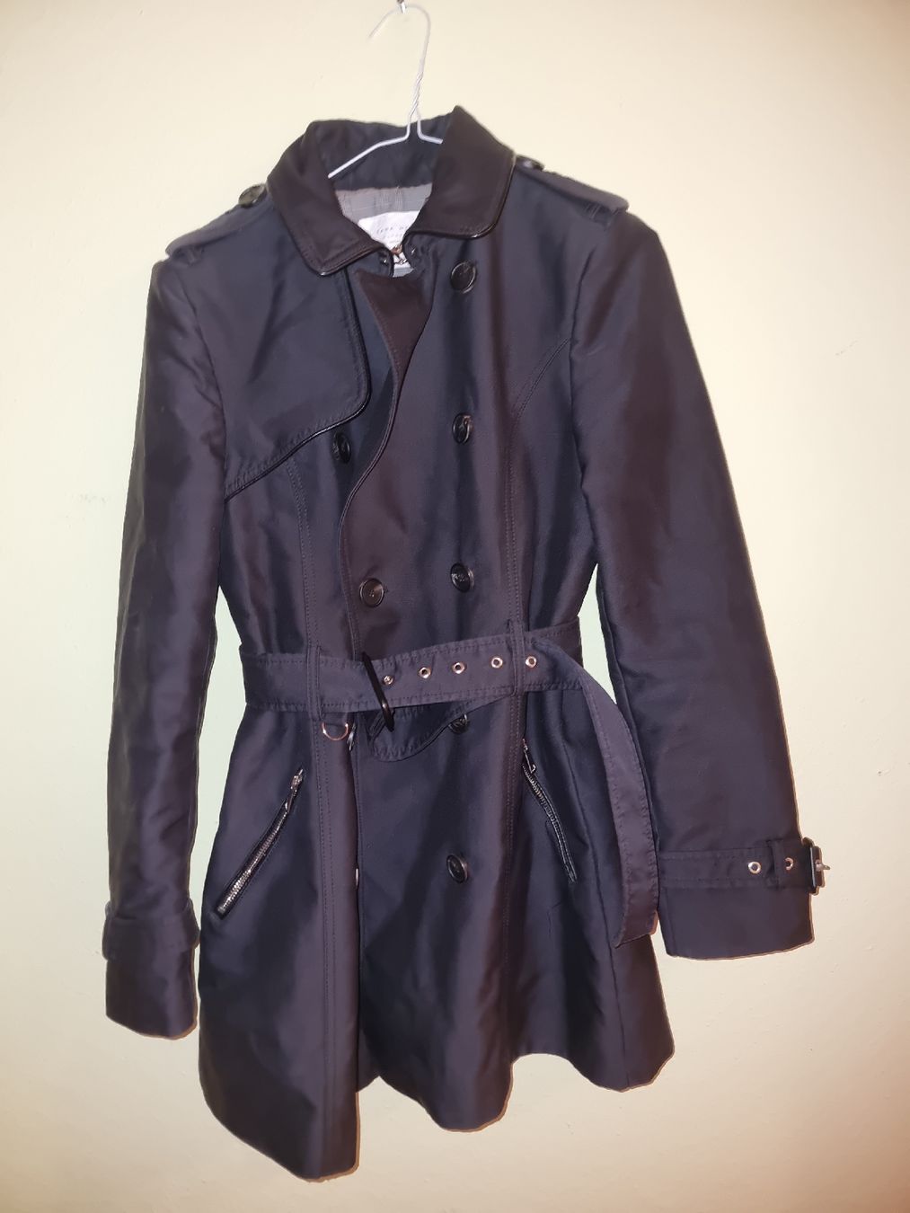 Zara Mäntel: Trenchcoat Schwarz Zara gr M – Gebraucht aus Zürich von Ralaualiyas