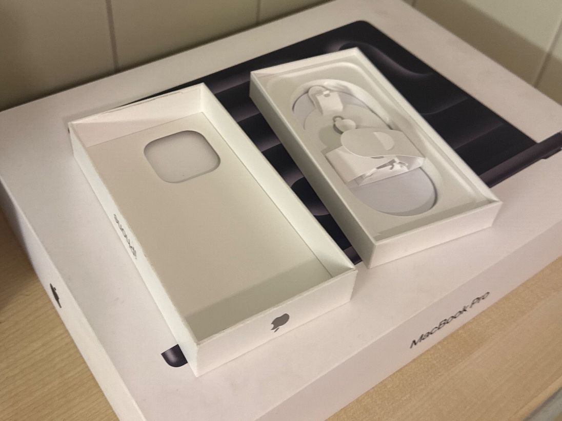 Apple Telefoni cellulari / Smartphones: Apple iPhone 16 Pro 128GB – Usato da Regensdorf venduto da idkhow2dj 2
