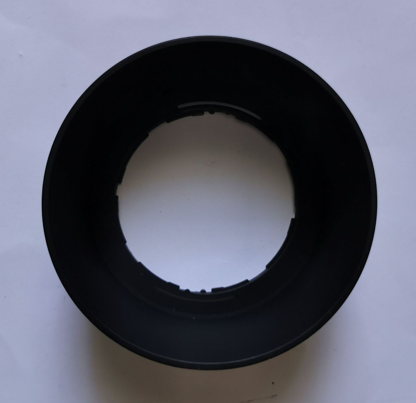 Nikon Objektive: Nikon HB-37 Sonnenblende – Gebraucht aus Birsfelden von dsc_f8gx 2