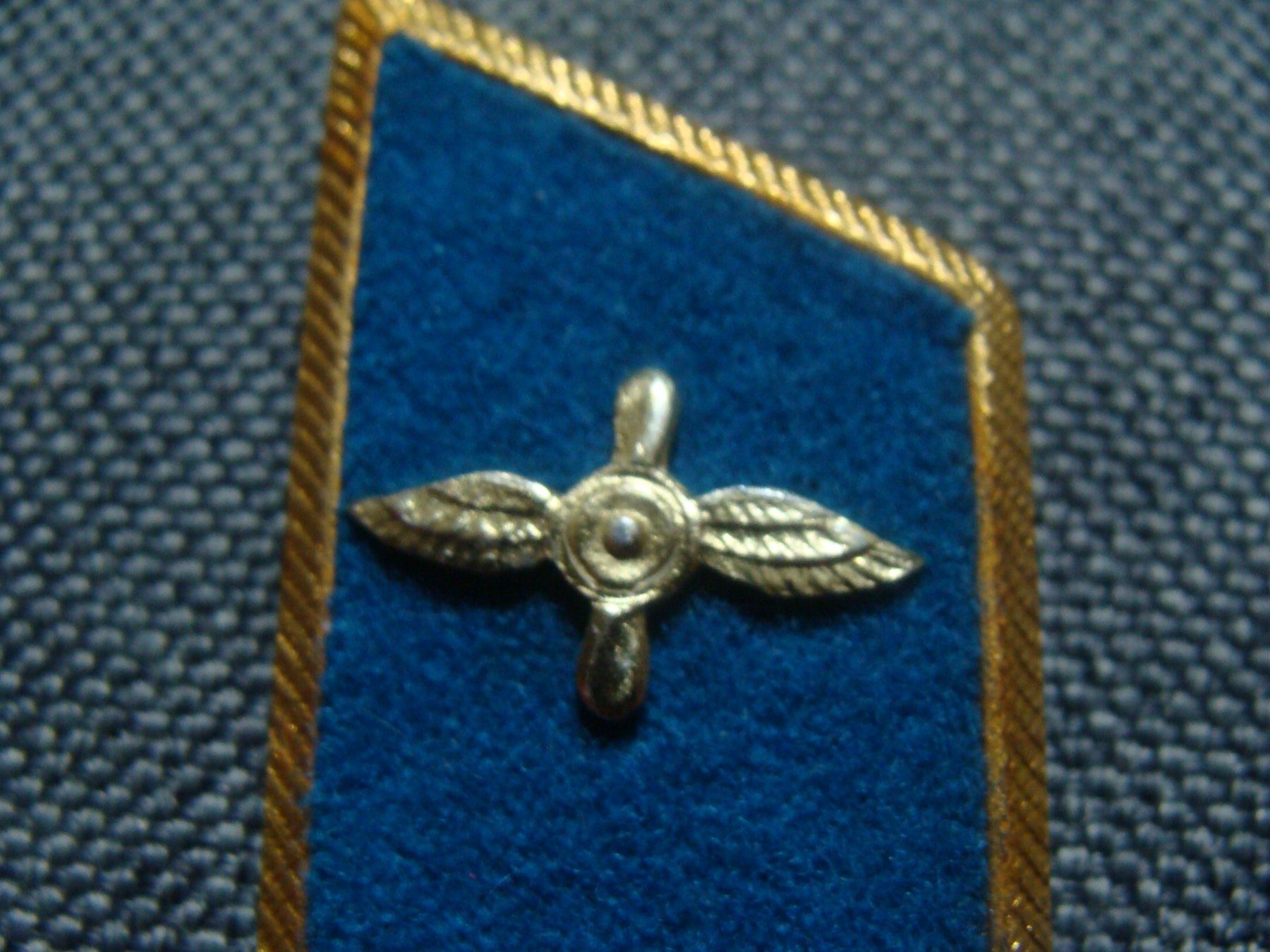 Plaketten & Abzeichen: Lot Russe, militaire – Gebraucht aus Cuarny von hen_g7hn 4