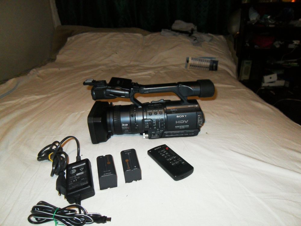 Sony Camcorder: SONY FX1 Semi- professional camera Mini HDV Tape – Gebraucht aus Zuchwil von t.rachel 3