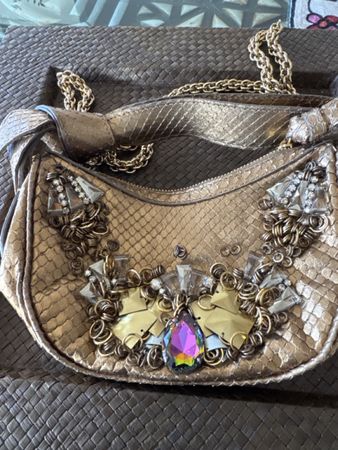 Borbonese bronze party bag: Chic & ready for autumn!