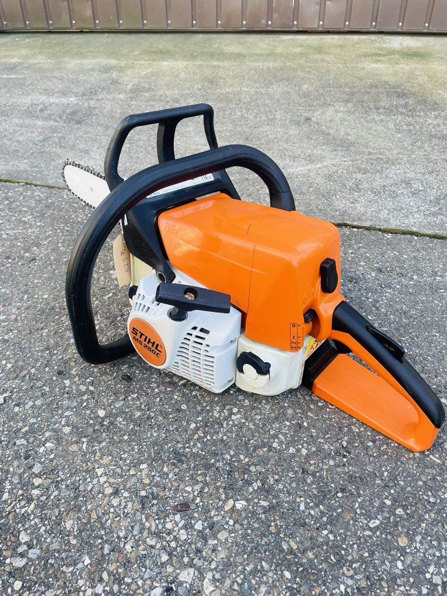 Stihl Seghe: Motorsäge Stihl MS 250C – Usato da Würenlos venduto da Shop_Shop 2