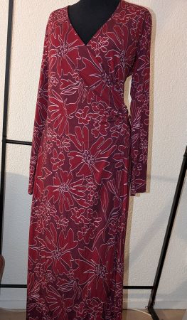 Jerseykleid von HEINE, Gr. 38, bordeauxrot, neu