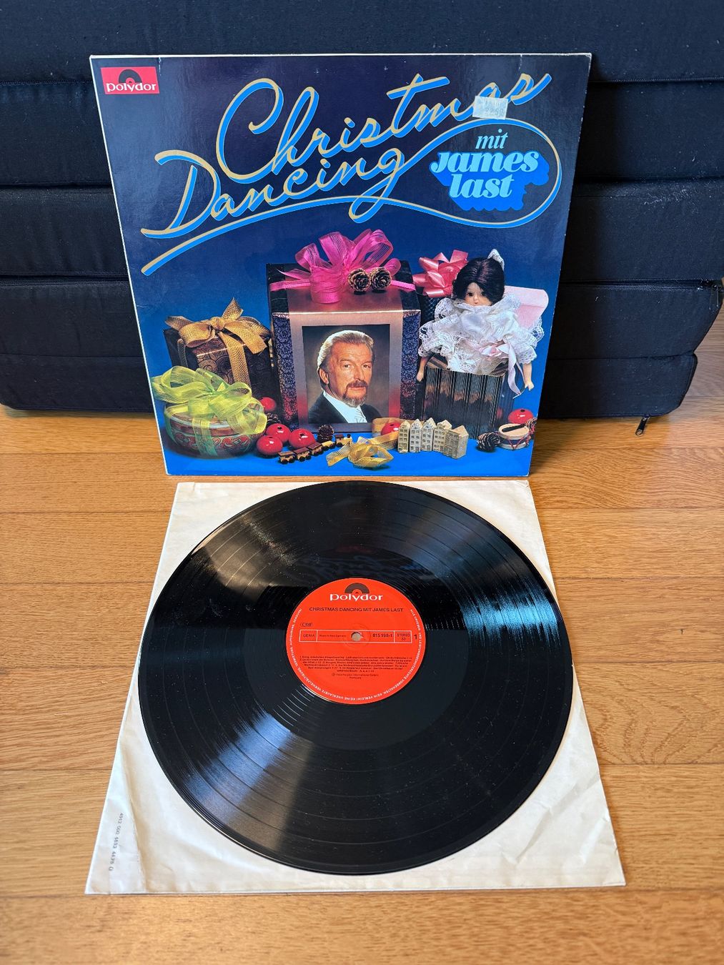 Schallplatten: Weihnachts LP James Last "Christmas Dancing" – Gebraucht aus Ennetbürgen von sto_2rrg