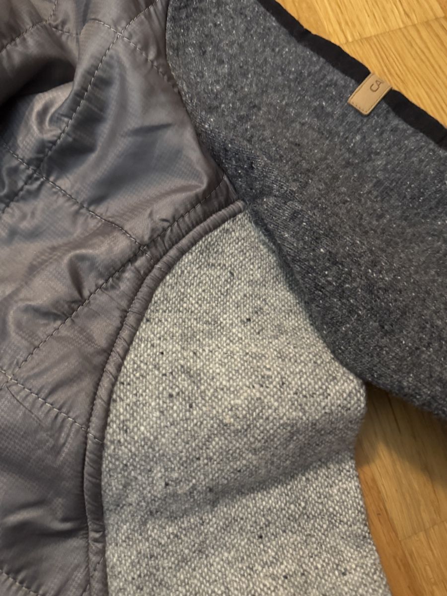 Capranea Giacche: Capranea Jacket Grey Quilted Wool Blend Size 40 – Usato da Zürich venduto da 93vase 2