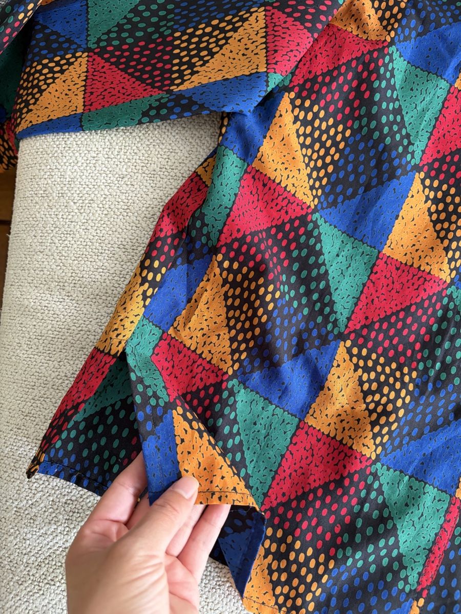 Camicette: Vintage CATHY DANIELS COLORFUL PATTERNED BLOUSE – Usato da Zürich venduto da dor_9l9g 5