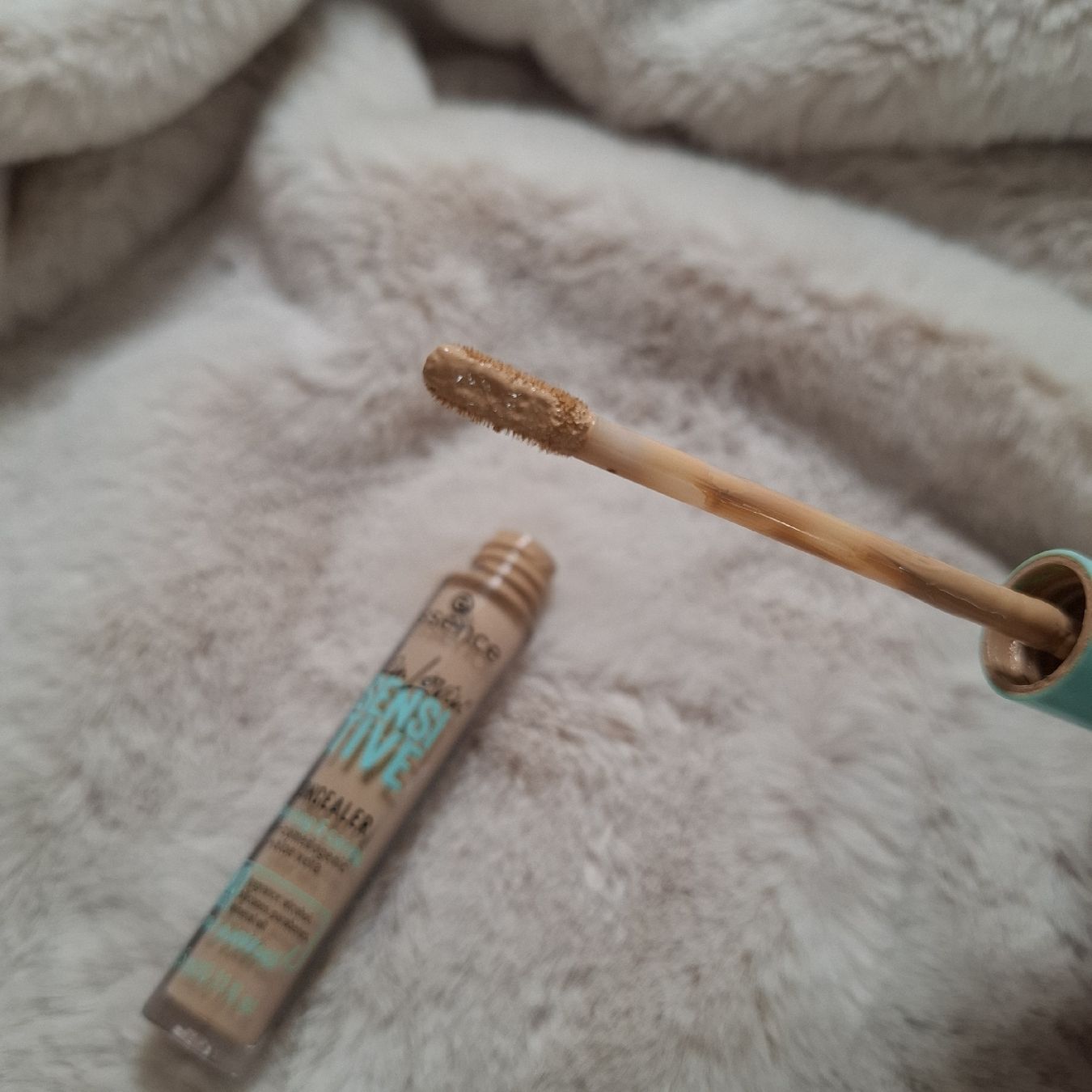 Maquillage: Essence Sensitive Skin Concealer – D'occasion à Pully par ssh_jym6 2
