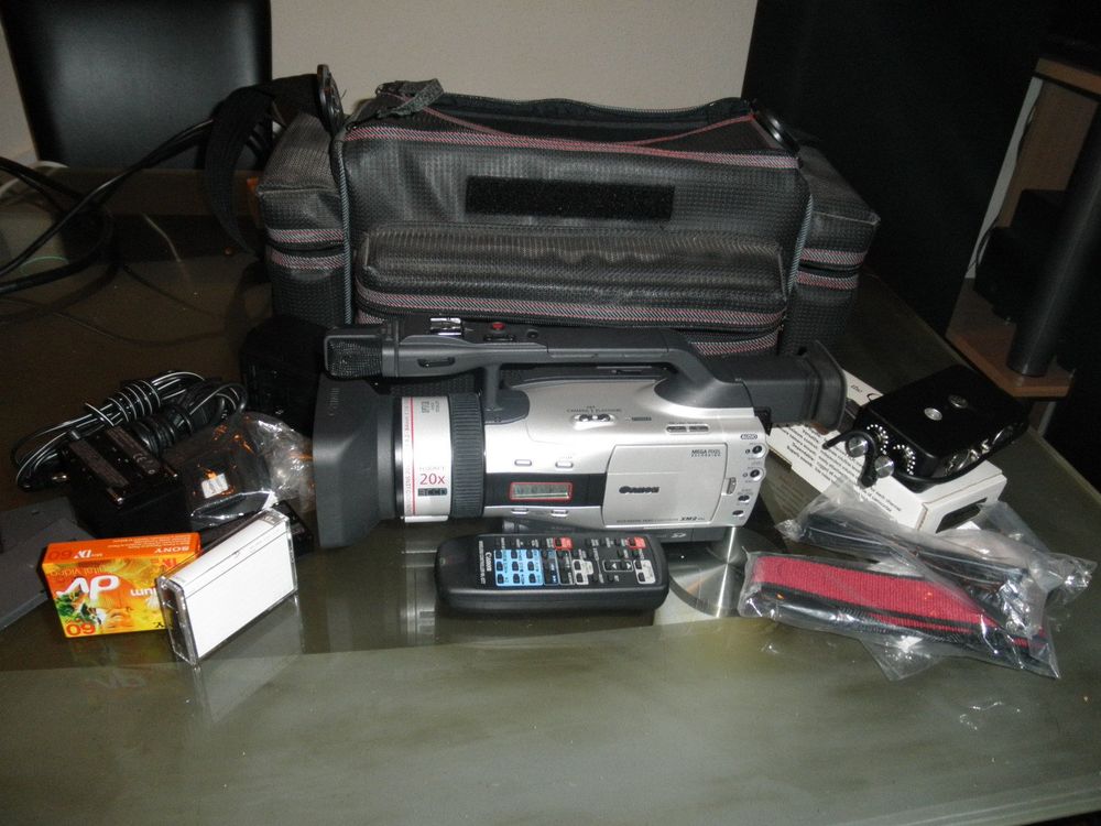 Canon DMXM2 E 3CCD Digital Videorecorder Mini DV+SD Carte Kaufen auf