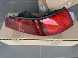 Clignotant arrière gauche Porsche 993 rouge neuf