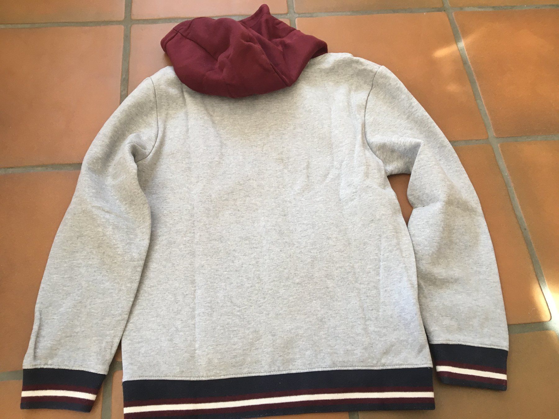 Pullover & Sweatshirts: Kapuzenpullover Primark Grösse 152 – Gebraucht aus Rechthalten von Cheech2 2