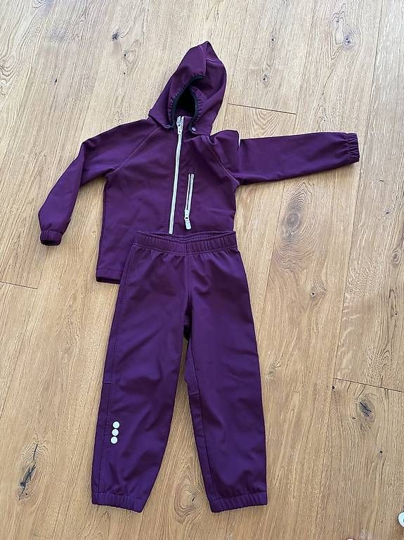 Reima Lotti & Set di vestiti: Reima Softshell Set Hose und Jacke 110 – Usato da Biel-Benken BL venduto da frauvomfluss