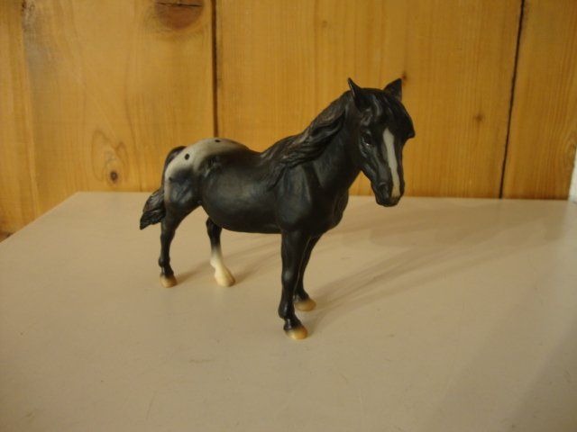 Pferdefigur Modell Orange - Deko Figur Für Miniaturlandschaften