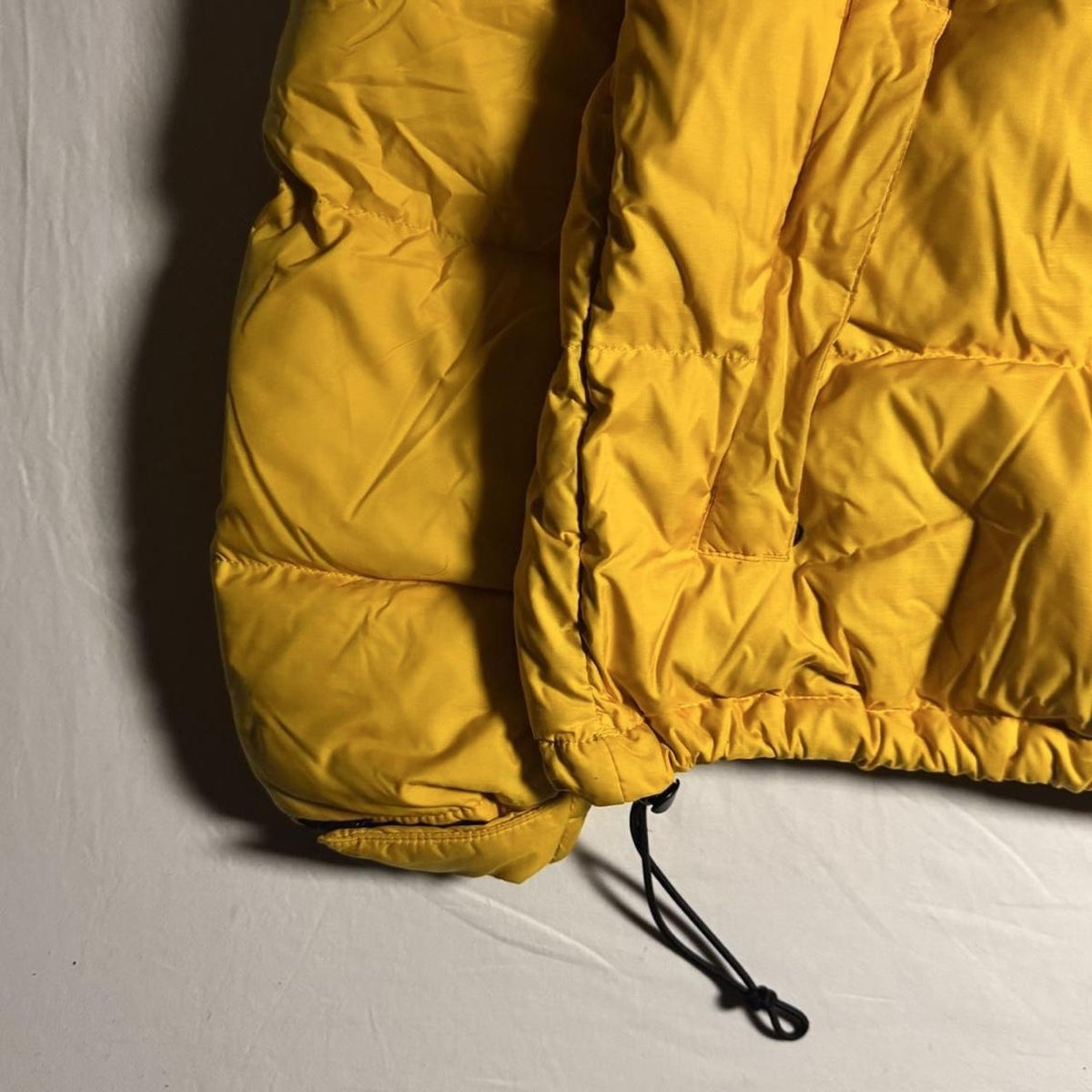 North Face Giacche: The North Face Yellow & Black Puffer Jacket – Nuovo (secondo la descrizione) da Caviano venduto da reselleo21 4
