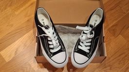 tolle, neue *Vty Slip-Ons* Gr.38/ Stoff schwarz