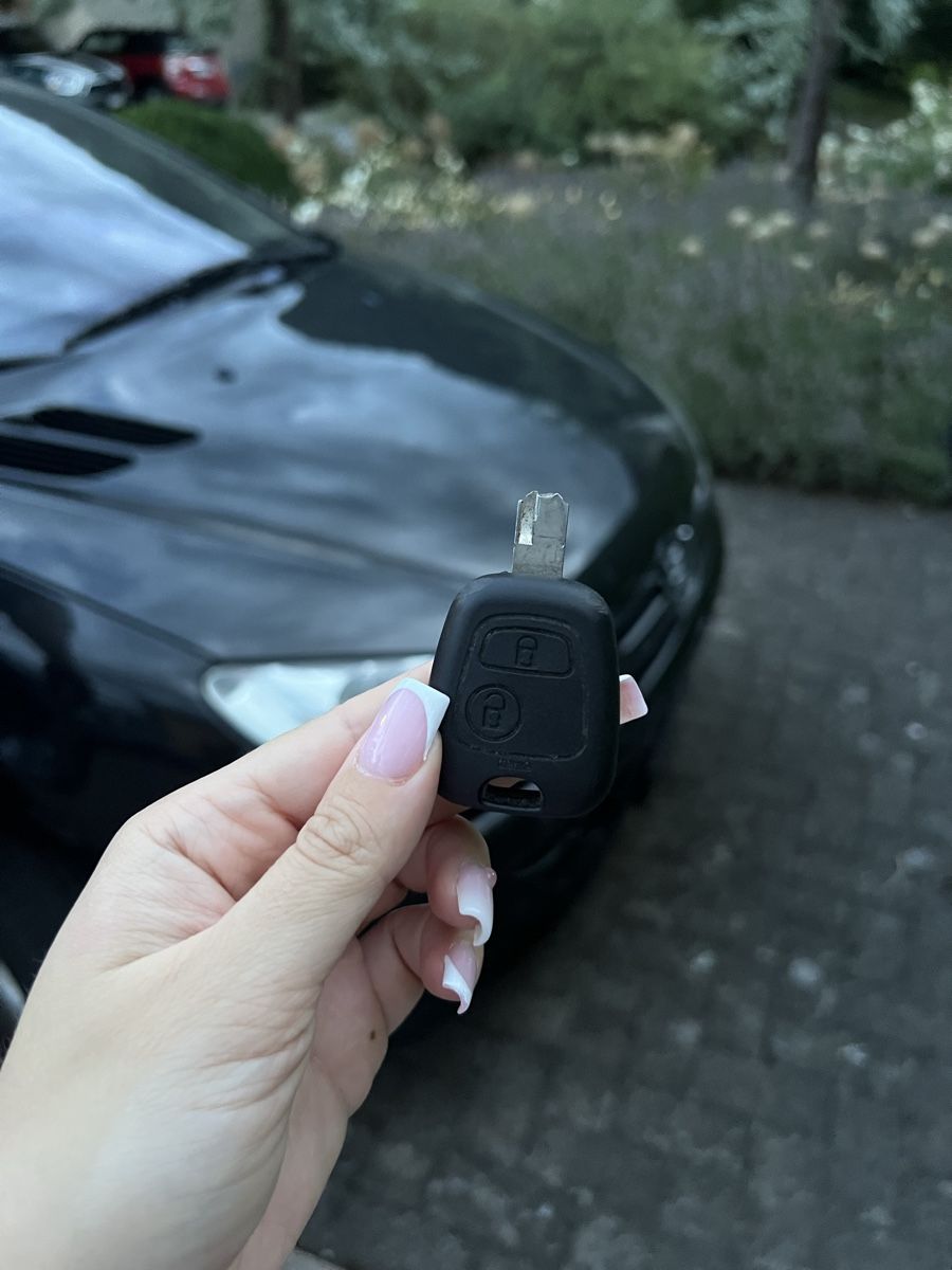Peugeot Autos: Peugeot 206 CC 1.6 – Defekt aus Bad Ragaz von kov_8shk 7