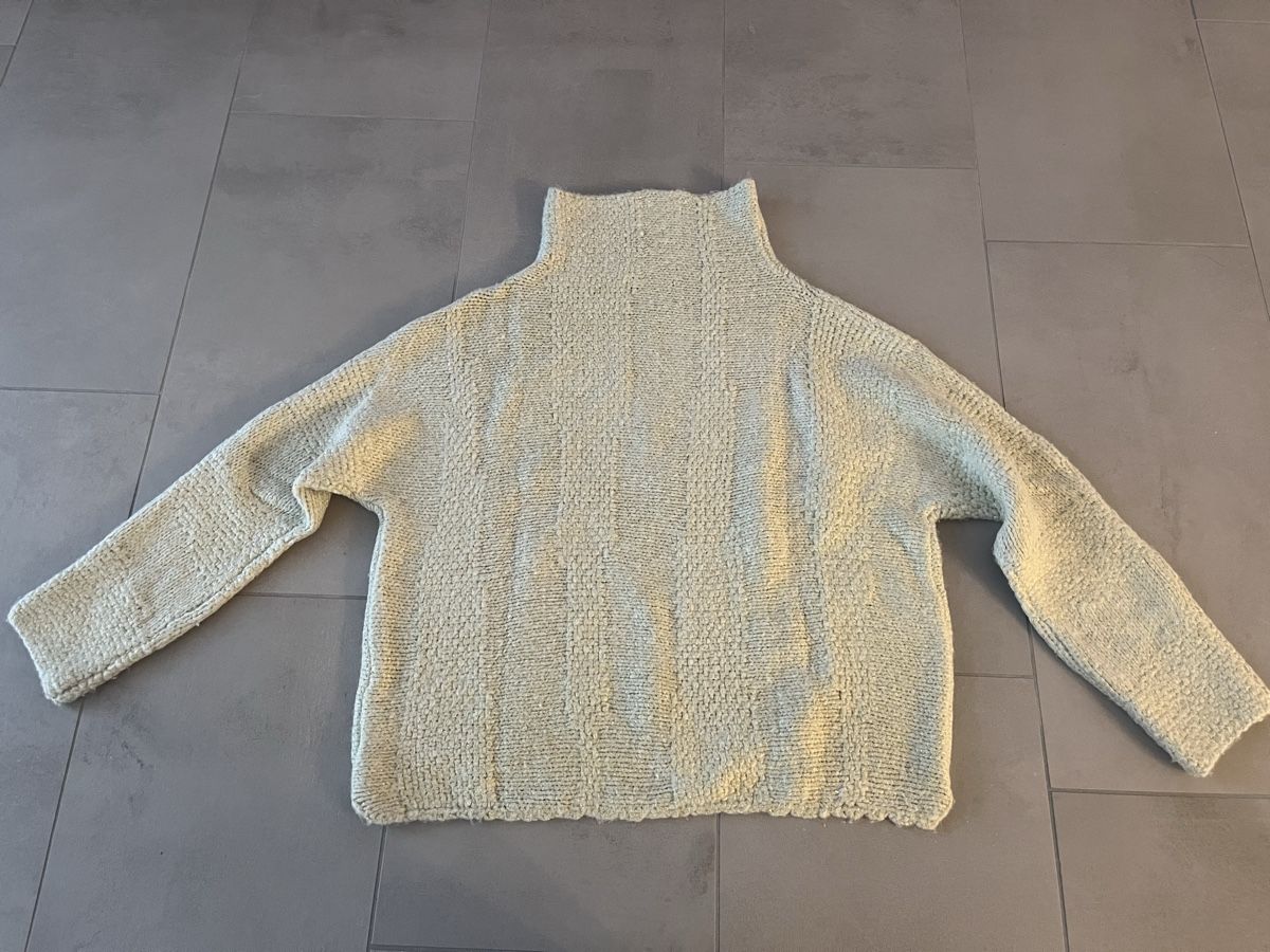 Guess Pullover & Sweatshirts: Strickpullover mit Stehkragen Guess S – Neu (gemäss Beschreibung) aus Birrwil von vanyboo 2
