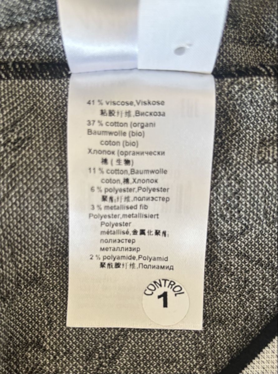 Marc Cain Maglioni & Felpe: Pullover von Marc Cain, neuwertig, Gr. 5 – Nuovo (secondo la descrizione) da Liestal venduto da userin1000 6