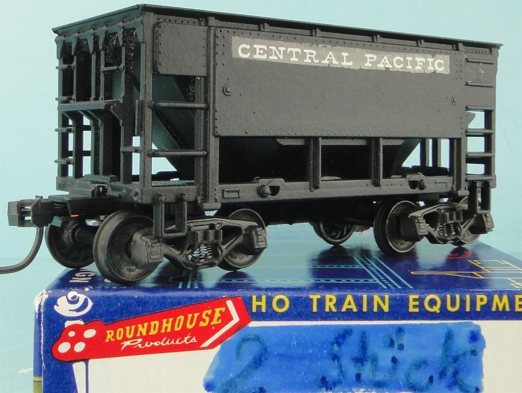 Modellini di ferrovie: ROUNDHOUSE HO SCALE SP ORE CAR, Kadee – Usato da Bülach venduto da cann11