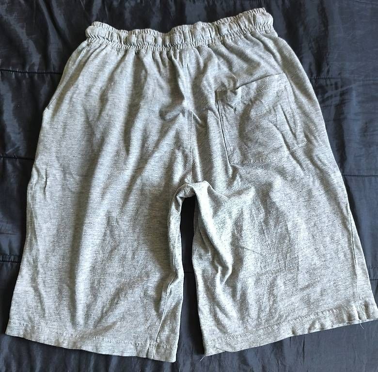 Pantaloni: Jersey-Bermuda Gr. 158 – Usato da Wädenswil venduto da Cpaco 1
