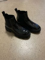 Neuwertige Damen Stiefel Grösse 36