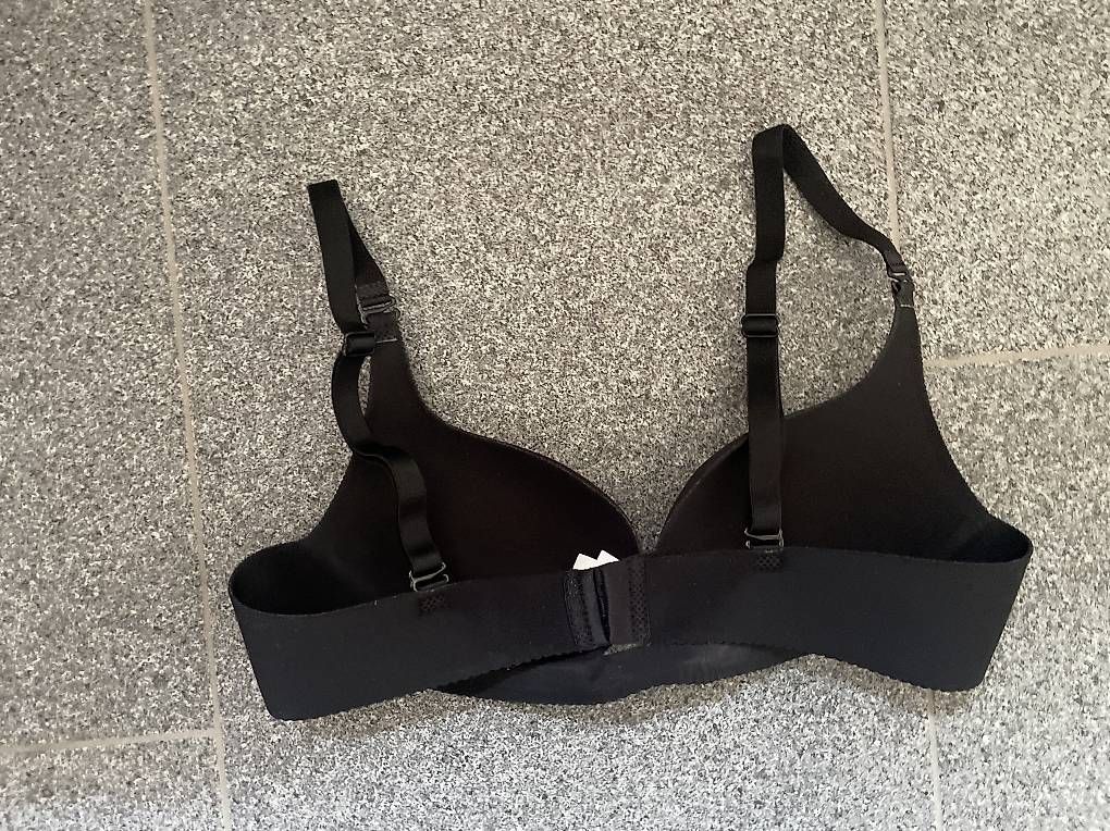 Altra biancheria intima: Lascana BH 75 A, schwarz – Usato da Kerns venduto da UDS82 1